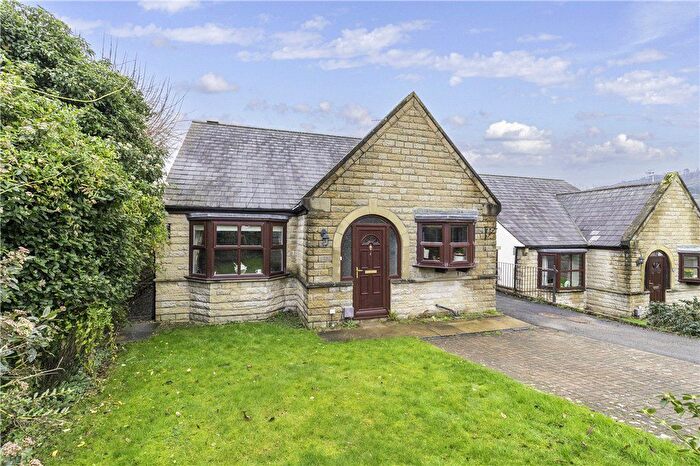 2 Bedroom Bungalow For Sale In Vicarage Gardens, Otley, West Yorkshire, LS21
