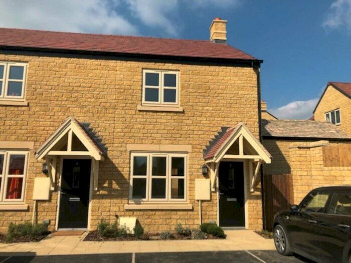 2 Bedroom End Of Terrace House To Rent In Regal Lane, Long Hanborough, OX29