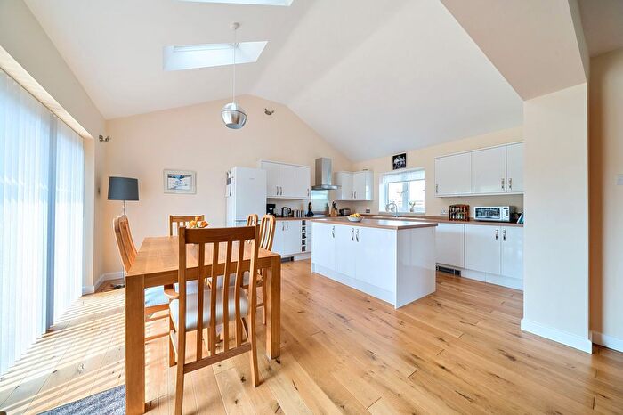 3 Bedroom Bungalow For Sale In Orchard Rise, Binton, CV37