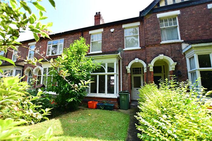 4 Bedroom Terraced House To Rent In Deansgrove, Grimsby, Lincolnshire, DN32