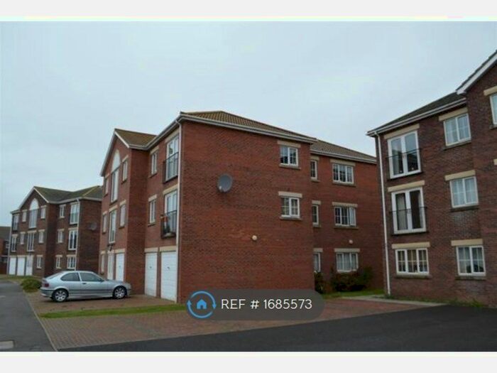 2 Bedroom Flat To Rent In Winston Drive, Skegness, PE25