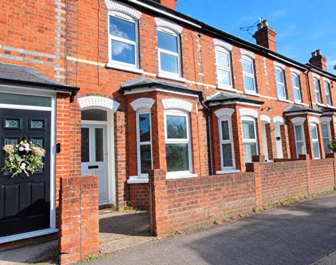3 Bedroom Terraced House To Rent In Belmont Road, Reading, RG30
