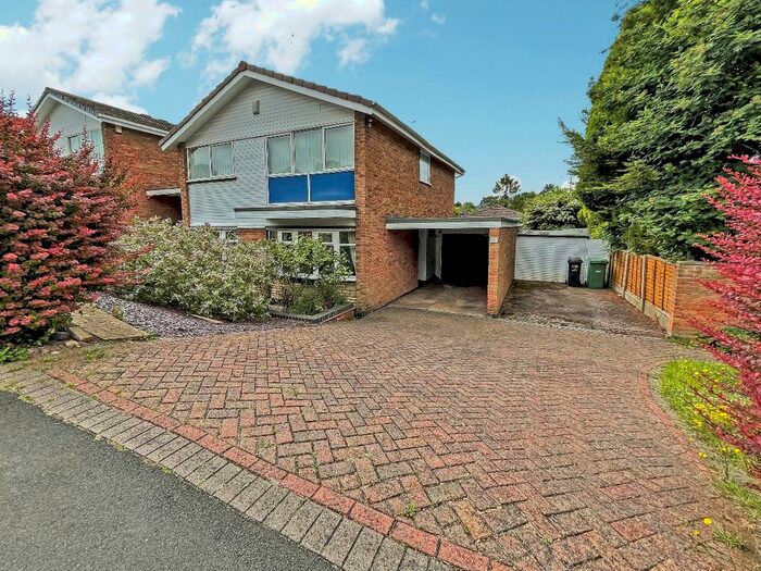 4 Bedroom Detached House To Rent In Chawn Park Drive, Stourbridge DY9