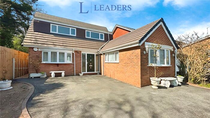 6 Bedroom Detached House For Sale In Westminster Drive, Kings Heath, Birmingham, B14