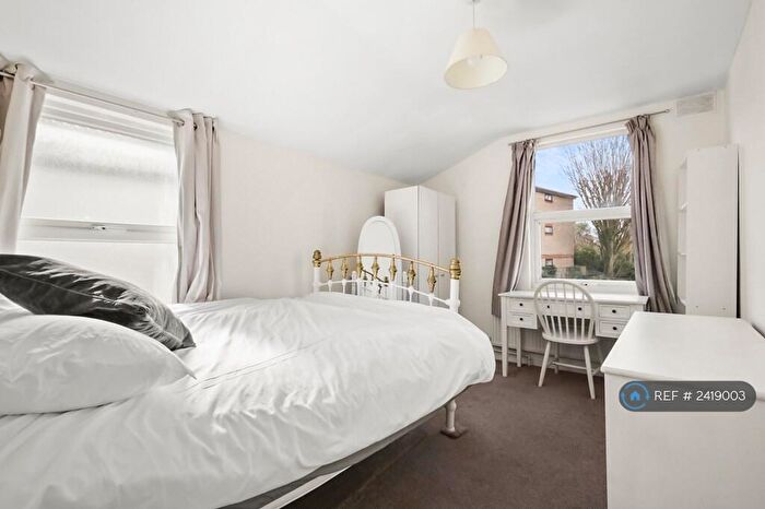4 Bedroom Terraced House To Rent In Swinnerton Street, Homerton Hackney East London, E9