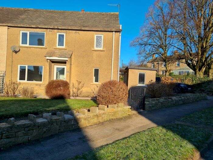 3 Bedroom Semi-Detached House To Rent In Heath Crescent, Bradley, Keighley, North Yorkshire, BD20