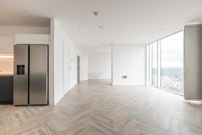 3 Bedroom Penthouse To Rent In Bankside Boulevard, Cortland At Colliers Yard, Salford, M3
