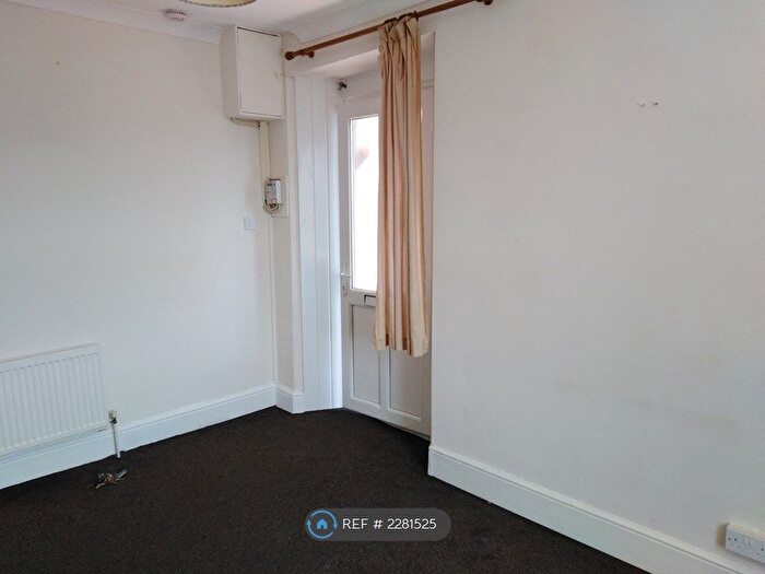 1 Bedroom Flat To Rent In Totnes Rd, Paignton, TQ3