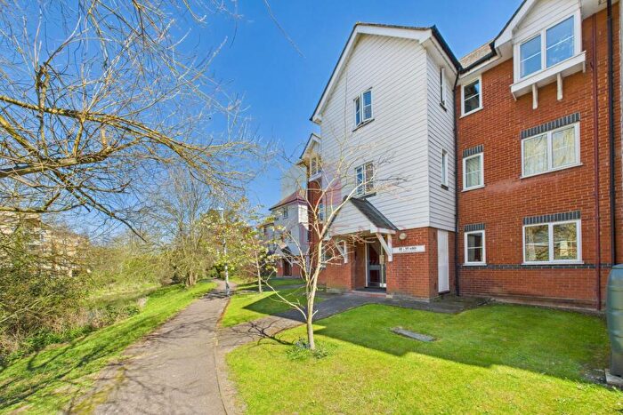 2 Bedroom Flat For Sale In Victoria Chase, Central Colchester, CO1