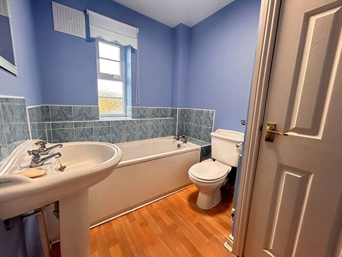 3 Bedroom End Of Terrace House For Sale In Castle Field, Esh Winning, Durham, County Durham, DH7