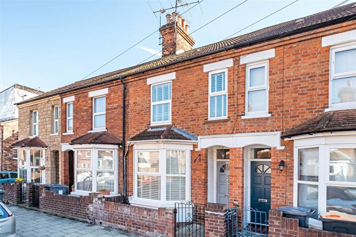 3 Bedroom Terraced House For Sale In Denmark Street, Bedford, MK40