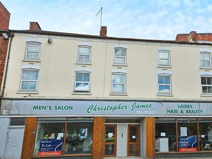 3 Bedroom Flat To Rent In Montagu Street, Kettering, NN16