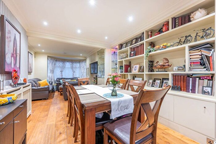 4 Bedroom Semi-Detached House For Sale In Whitton Avenue West, Greenford, UB6