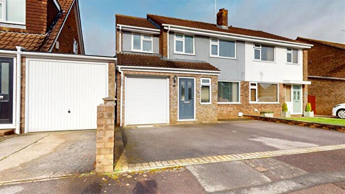 4 Bedroom Semi Detached House For Sale In Lincombe Road, Westfield, Radstock, BA3