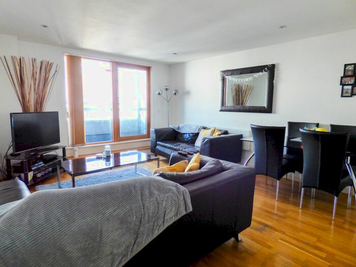 2 Bedroom Flat To Rent In The Gate Way West, East Street, Leeds LS9