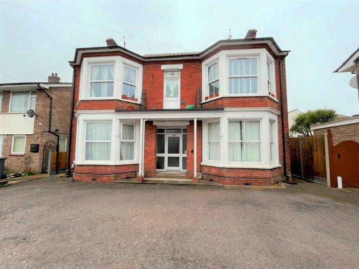 1 Bedroom Flat To Rent In Ness Road, SS3