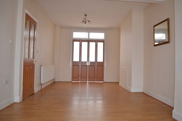 3 Bedroom Terraced House To Rent In Somerville Road, RM6