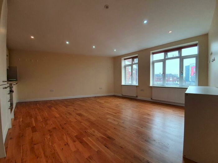 2 Bedroom Apartment To Rent In Rayners Lane, Pinner, HA5