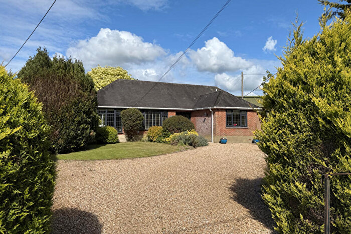 4 Bedroom Bungalow For Sale In South Gorley, Ringwood, BH24
