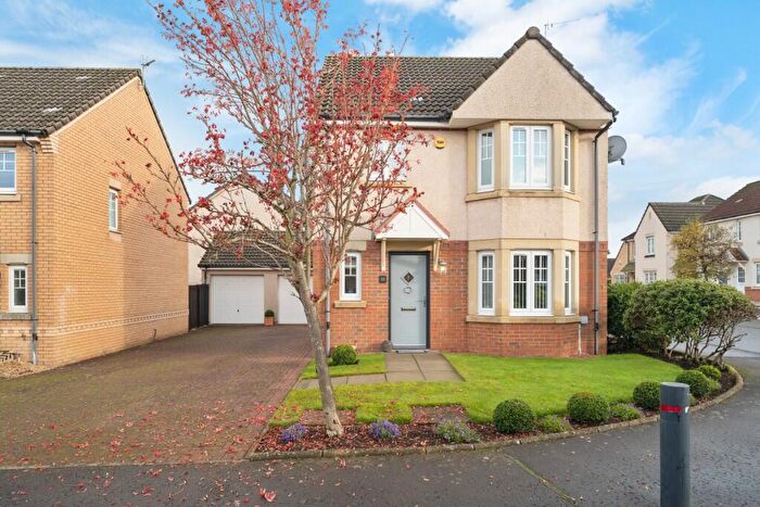 3 Bedroom Detached House For Sale In Mcdonald Crescent, Falkirk, Stirlingshire, FK2
