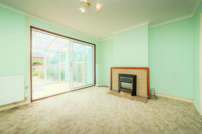 3 Bedroom Semi-Detached House For Sale In Woodside, Dunkirk, ME13
