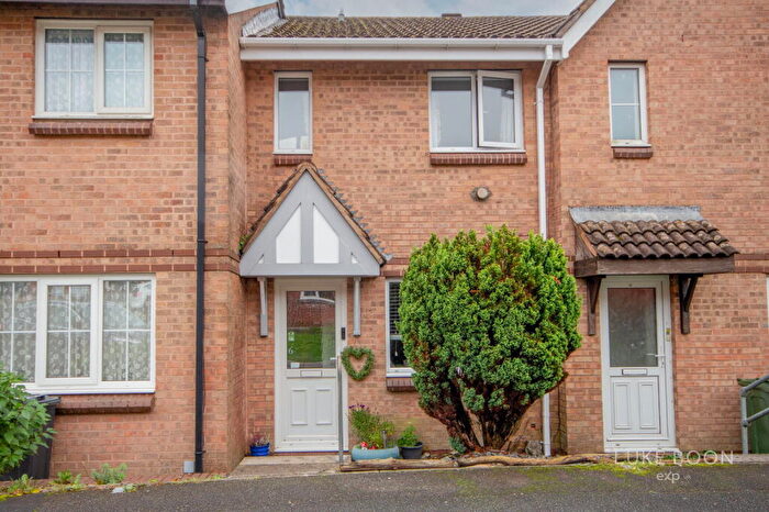 2 Bedroom Terraced House For Sale In Wellfield Close, Plympton, PL7