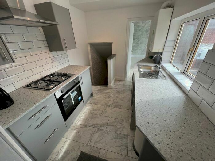 2 Bedroom Flat To Rent In Northumberland Street, Wallsend, Wallsend, Tyne And Wear, NE28