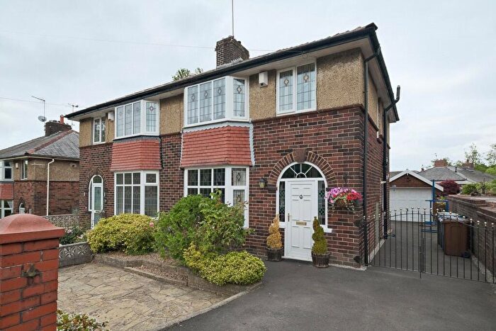 3 Bedroom Semi-Detached House For Sale In Hawthorn Avenue, Oswaldtwistle, Accrington, Lancashire, BB5