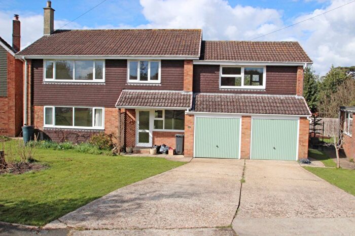 5 Bedroom Detached House To Rent In Firestone Glade, Wootton Bridge, Ryde, PO33
