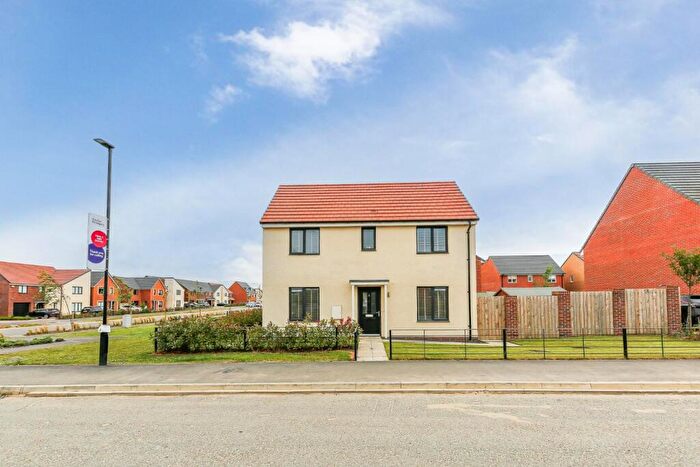 3 Bedroom Semi-Detached House For Sale In Tulip Avenue, Great Park, NE13