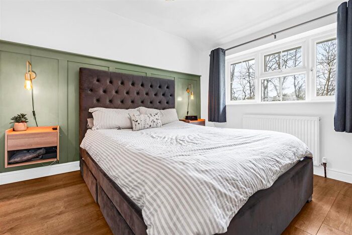 3 Bedroom End Of Terrace House For Sale In Chequers, Welwyn Garden City, AL7