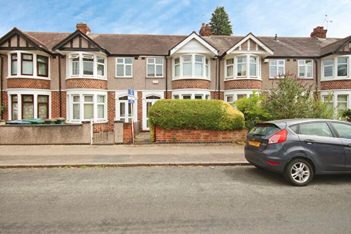 3 Bedroom Terraced House For Sale In Hartland Avenue, Coventry, West Midlands, CV2
