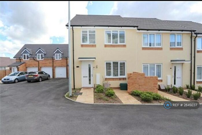 3 Bedroom End Of Terrace House To Rent In Mansell Road, Bristol, BS34