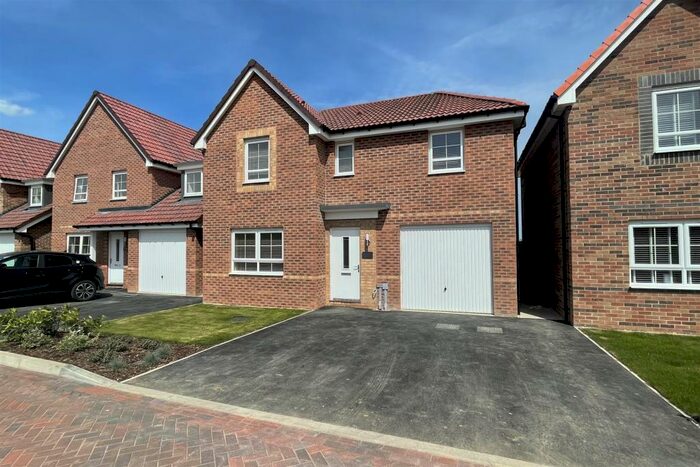 4 Bedroom Detached House To Rent In Butterfields Gardens, Bourne, PE10