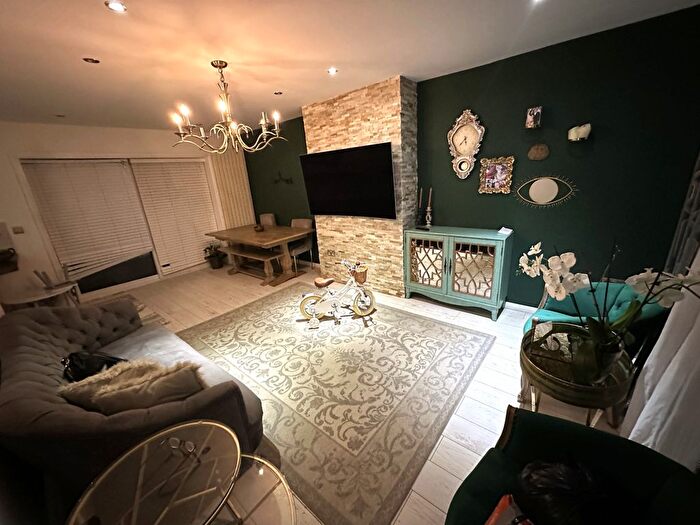 3 Bedroom Semi Detached House For Sale In Caeglas Road, CF3