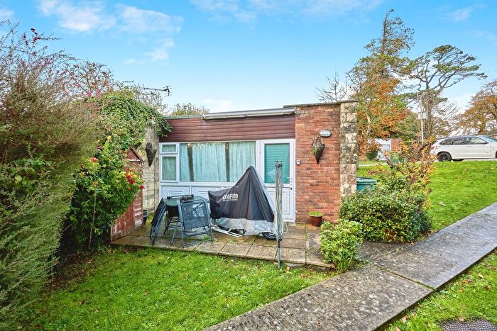 2 Bedroom Bungalow For Sale In Gurnard Pines, Cockleton Lane, Cowes, Isle Of Wight, PO31