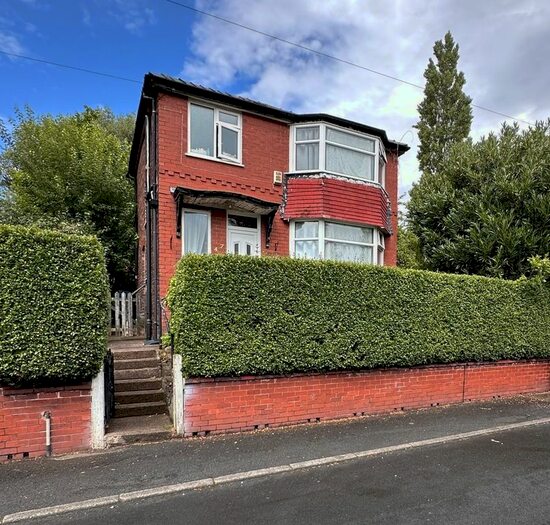 3 Bedroom Detached House To Rent In Hereford Drive, Manchester, M27