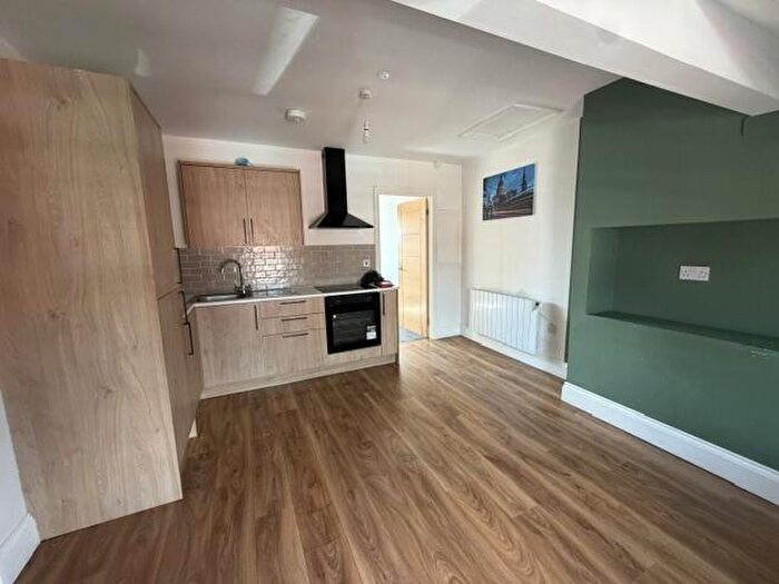 Block Of Apartments To Rent In Mount Pleasant, Redditch, Worcestershire, B97