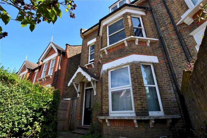 1 Bedroom Apartment To Rent In Mackenzie Road, Beckenham, BR3