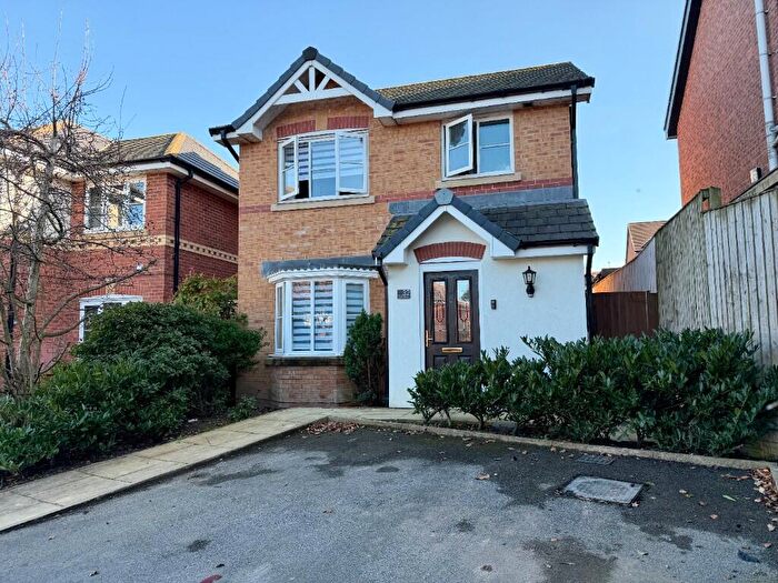 3 Bedroom Detached House For Sale In Jubilee Gardens, Blackpool, Lancashire, FY3