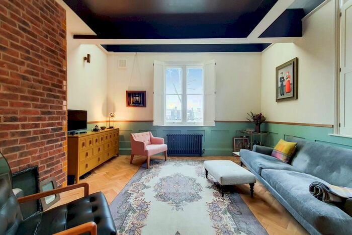 2 Bedroom Flat To Rent In Ritson Road, Dalston, London, E8