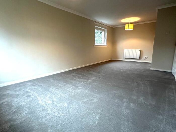 2 Bedroom Apartment To Rent In Glen Moy, East Kilbride, G74