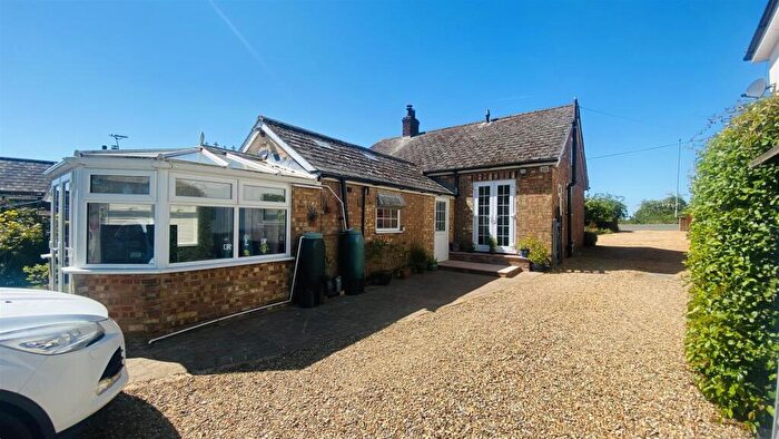 2 Bedroom Detached Bungalow For Sale In Ely Road, Littleport, Ely, CB6