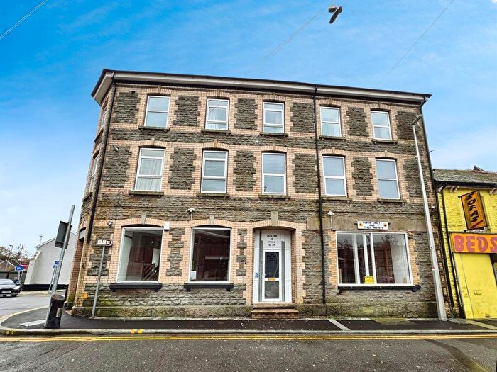 2 Bedroom Flat For Sale In Station Street, Porth, CF39