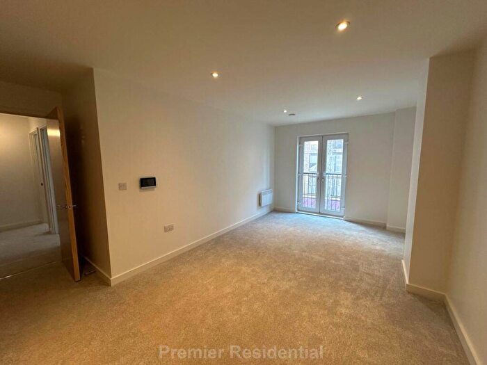 2 Bedroom Apartment To Rent In Bridgewater Wharf, Salford, M5