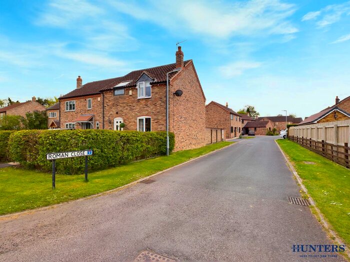 3 Bedroom Semi-Detached House For Sale In Roman Close, York, East Yorkshire, YO42