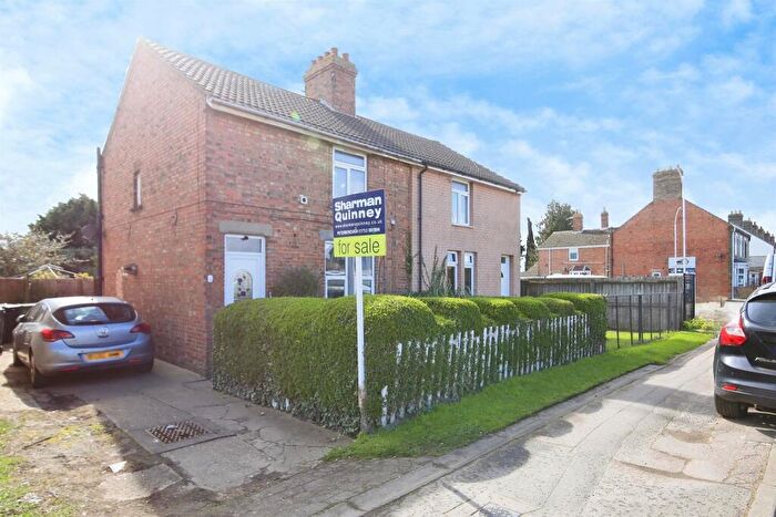 3 Bedroom Semi Detached House For Sale In Fengate, Peterborough, PE1