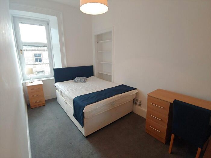 4 Bedroom Flat To Rent In Morrison Street, Edinburgh, EH3