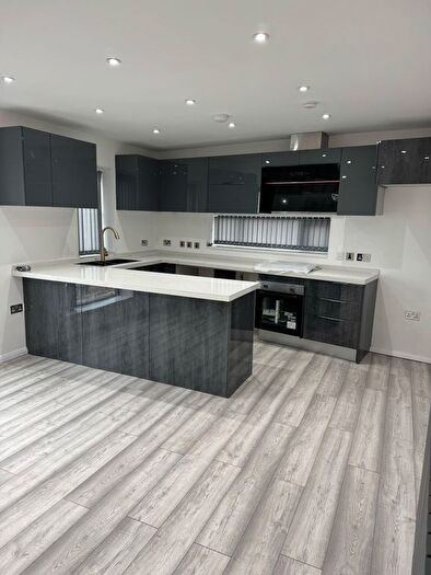 3 Bedroom Flat To Rent In Adelaide Street, Manchester, M8