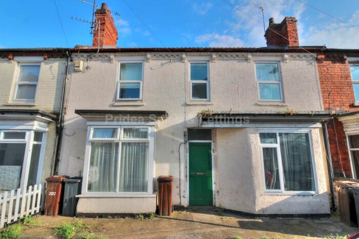 3 Bedroom Terraced House For Sale In Winn Street, Lincoln, LN2